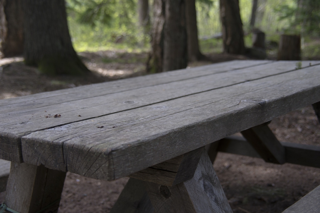 picnic table