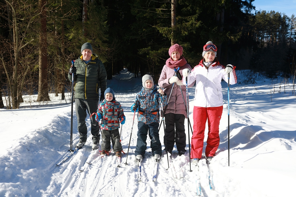 Cross Country Ski Family