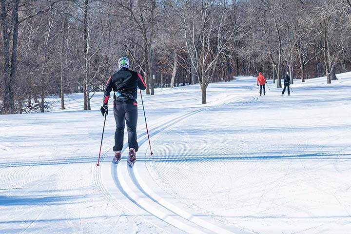 cross country skiing dad